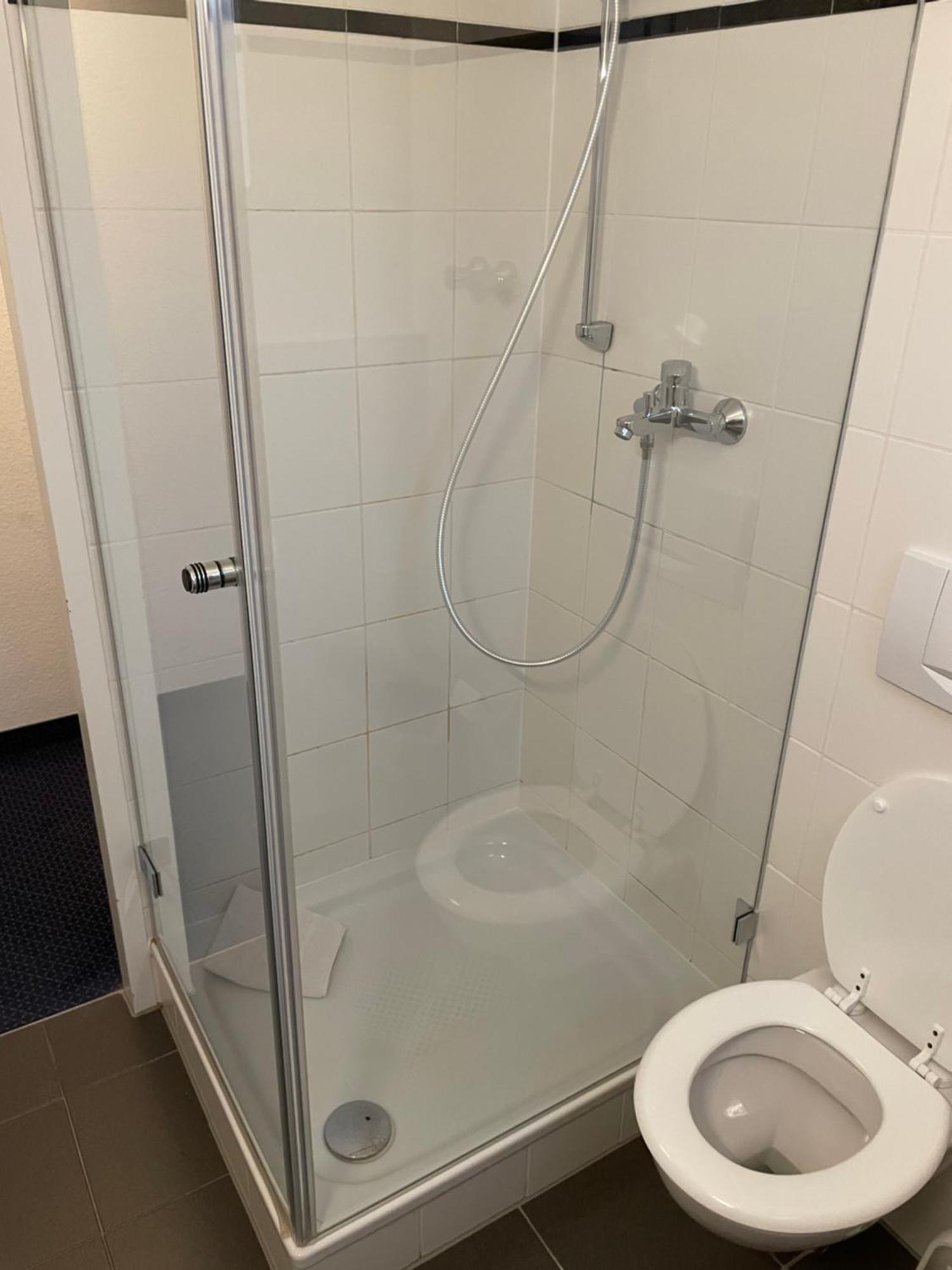 Hotel Merkenich Кьолн Екстериор снимка