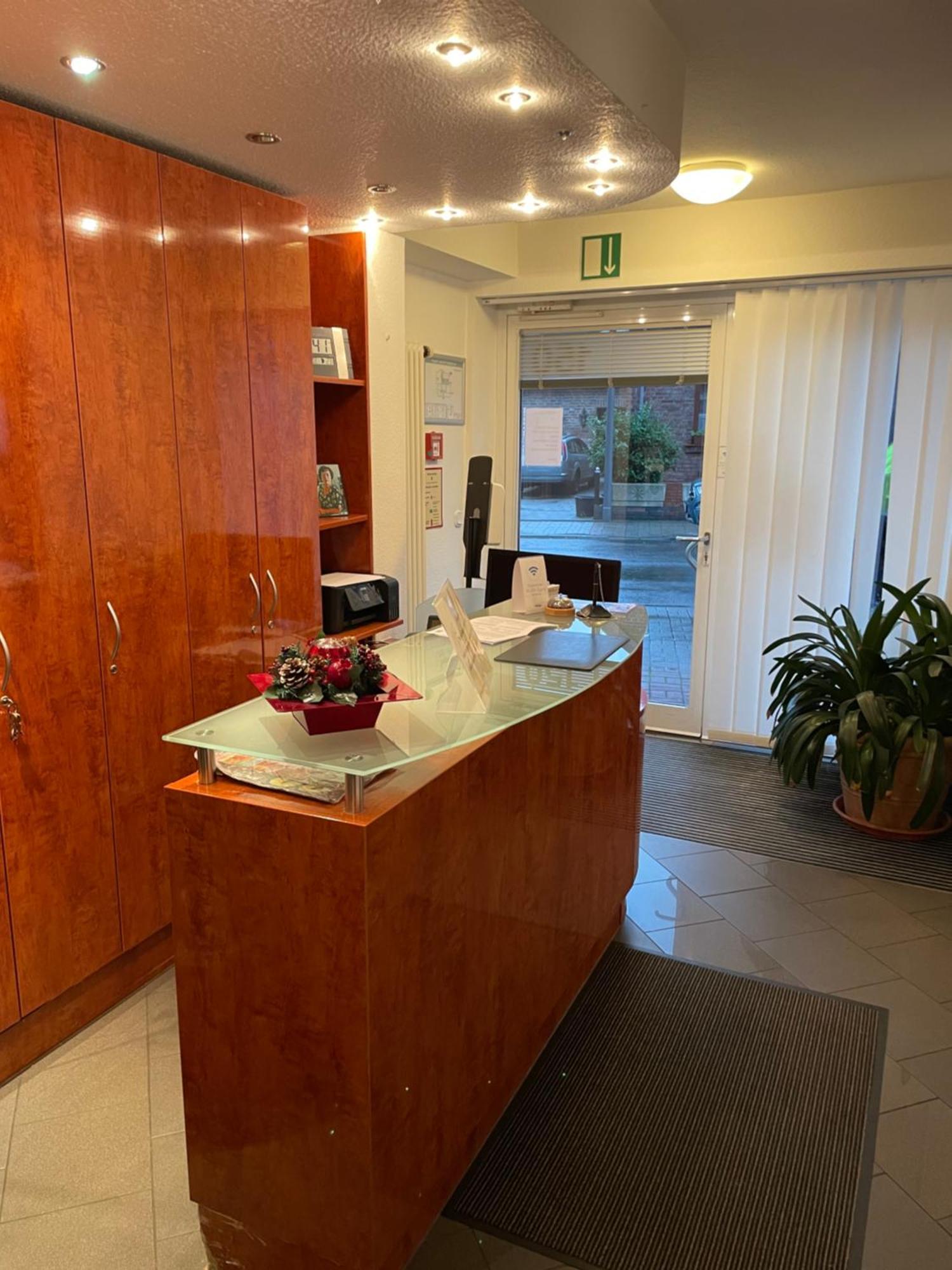 Hotel Merkenich Кьолн Екстериор снимка